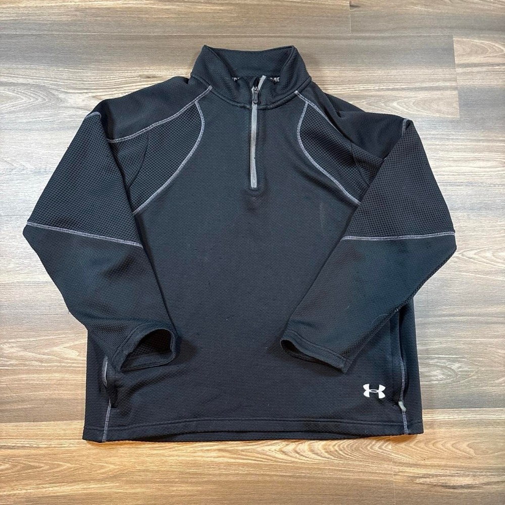 Under Armour black quarter zip sweatshirt with gray piping, size XL
